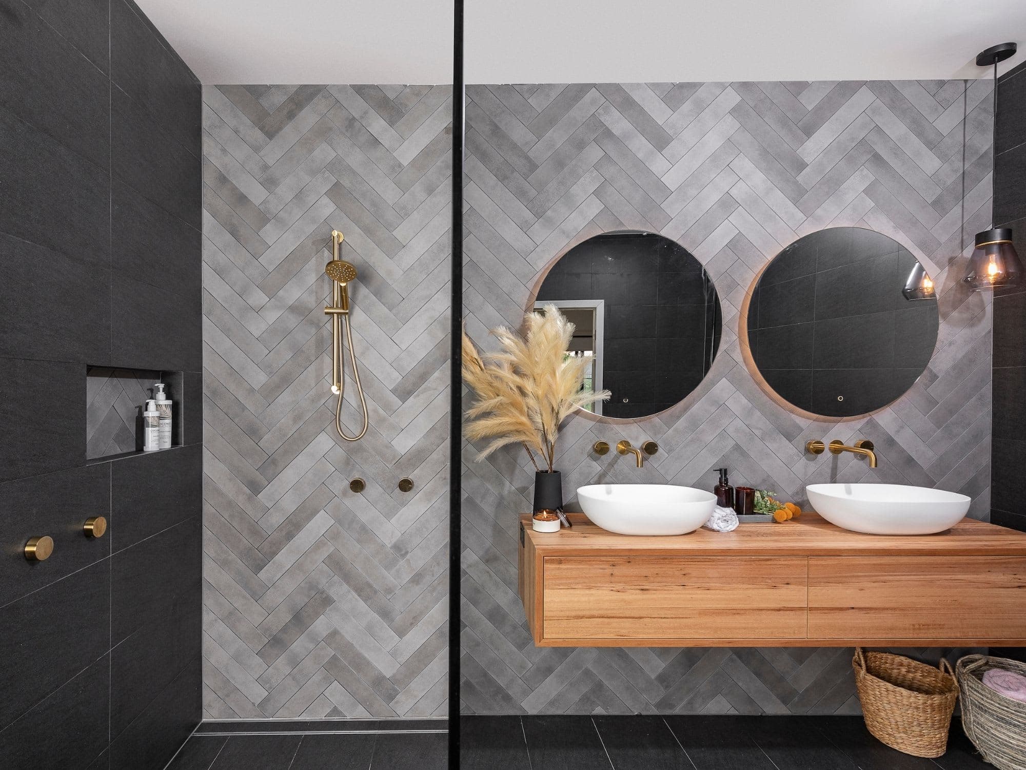 Bathroom Tile Trends 2024: From Classic to Contemporary